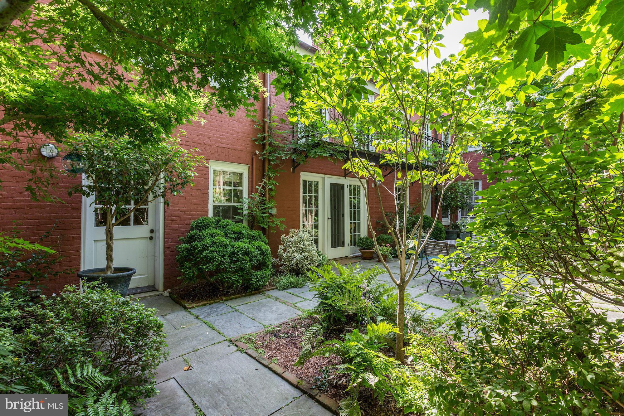 GEORGETOWN - Residential