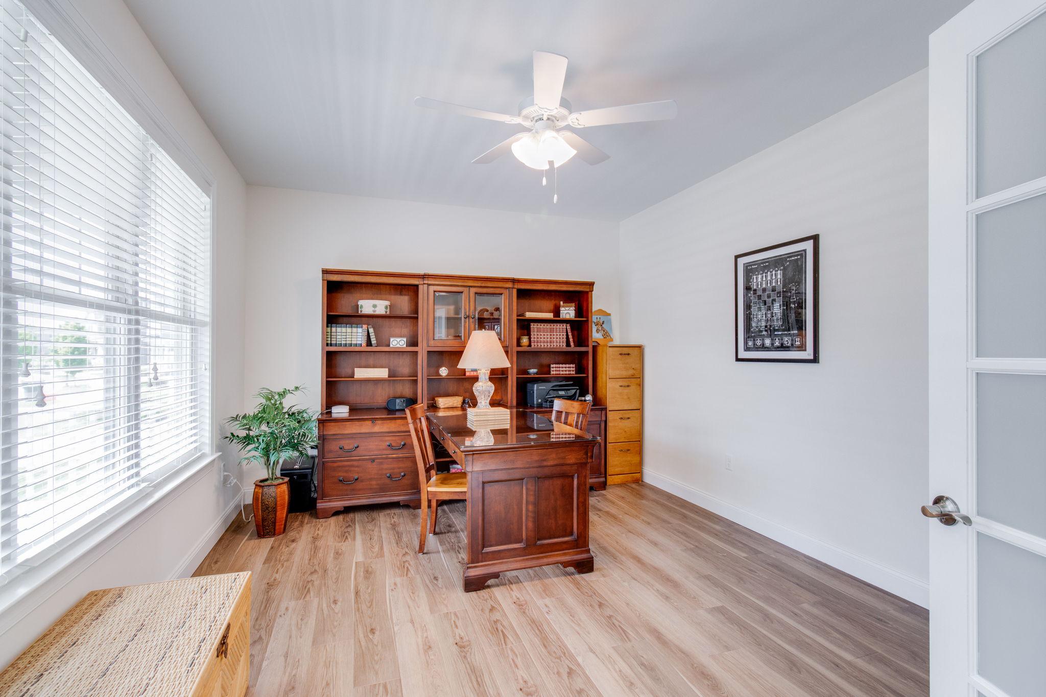 HOME TOWNE SQUARE - Residential