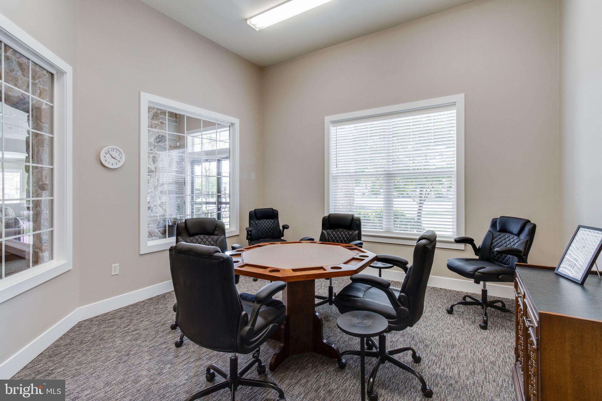 HOME TOWNE SQUARE - Residential