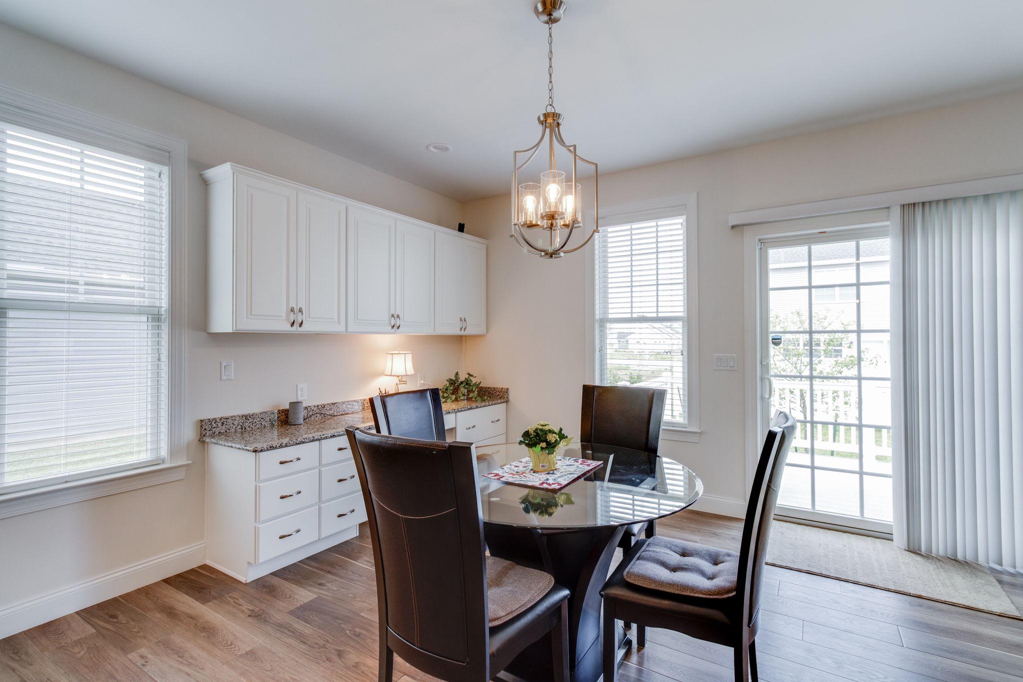 HOME TOWNE SQUARE - Residential