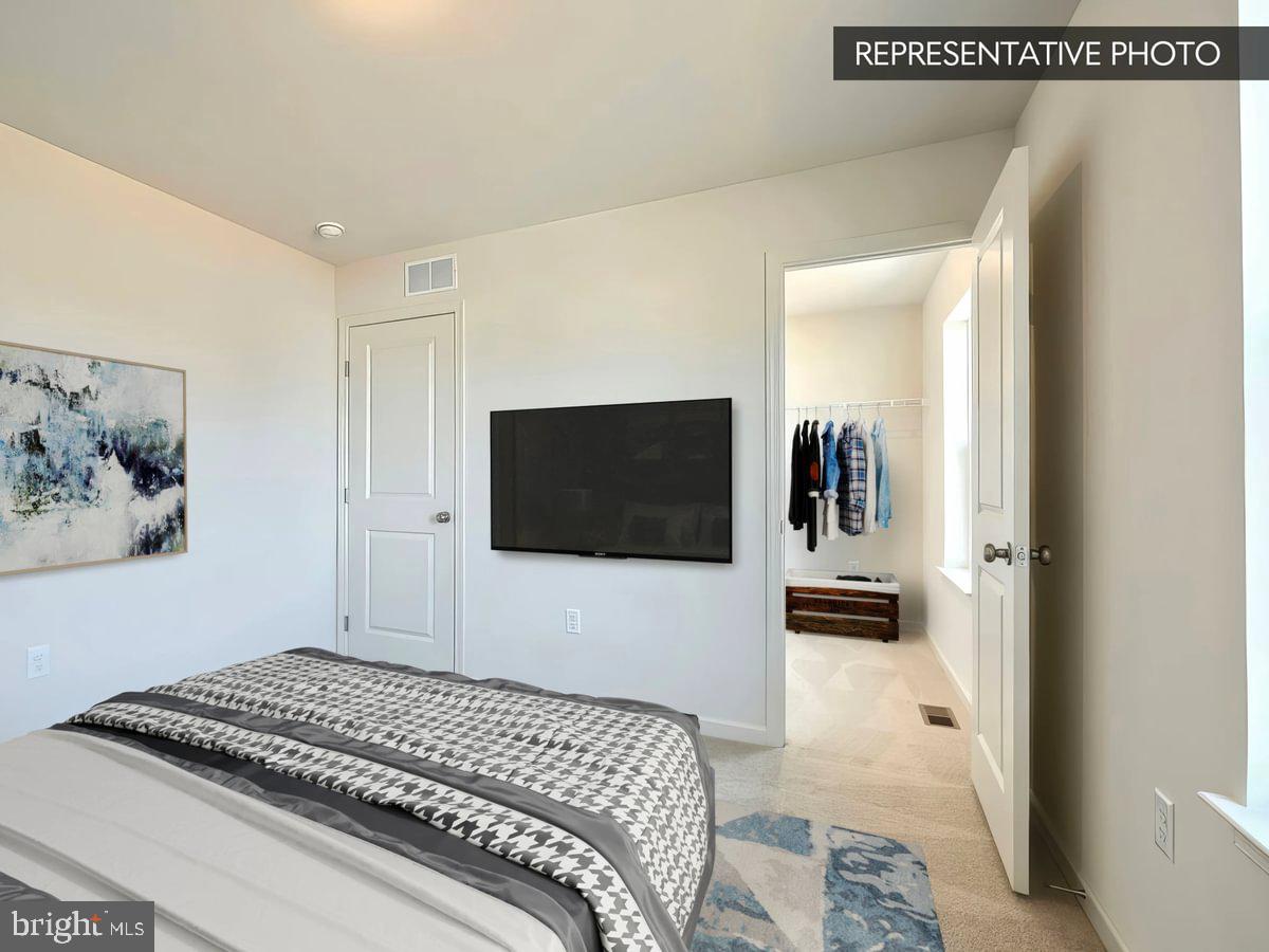 HAMPTON HEIGHTS - Residential