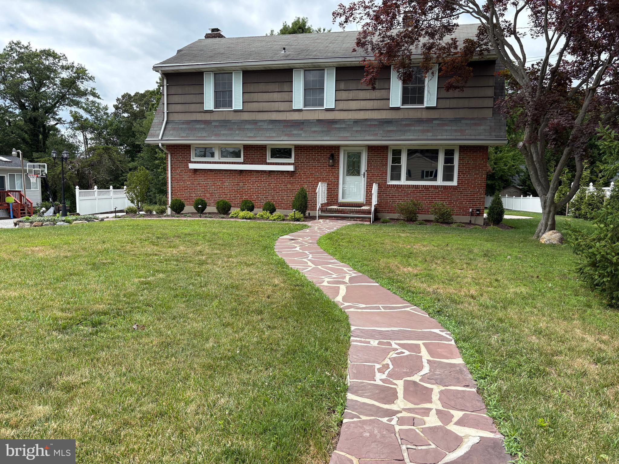 PLEASANT BROOK - Residential