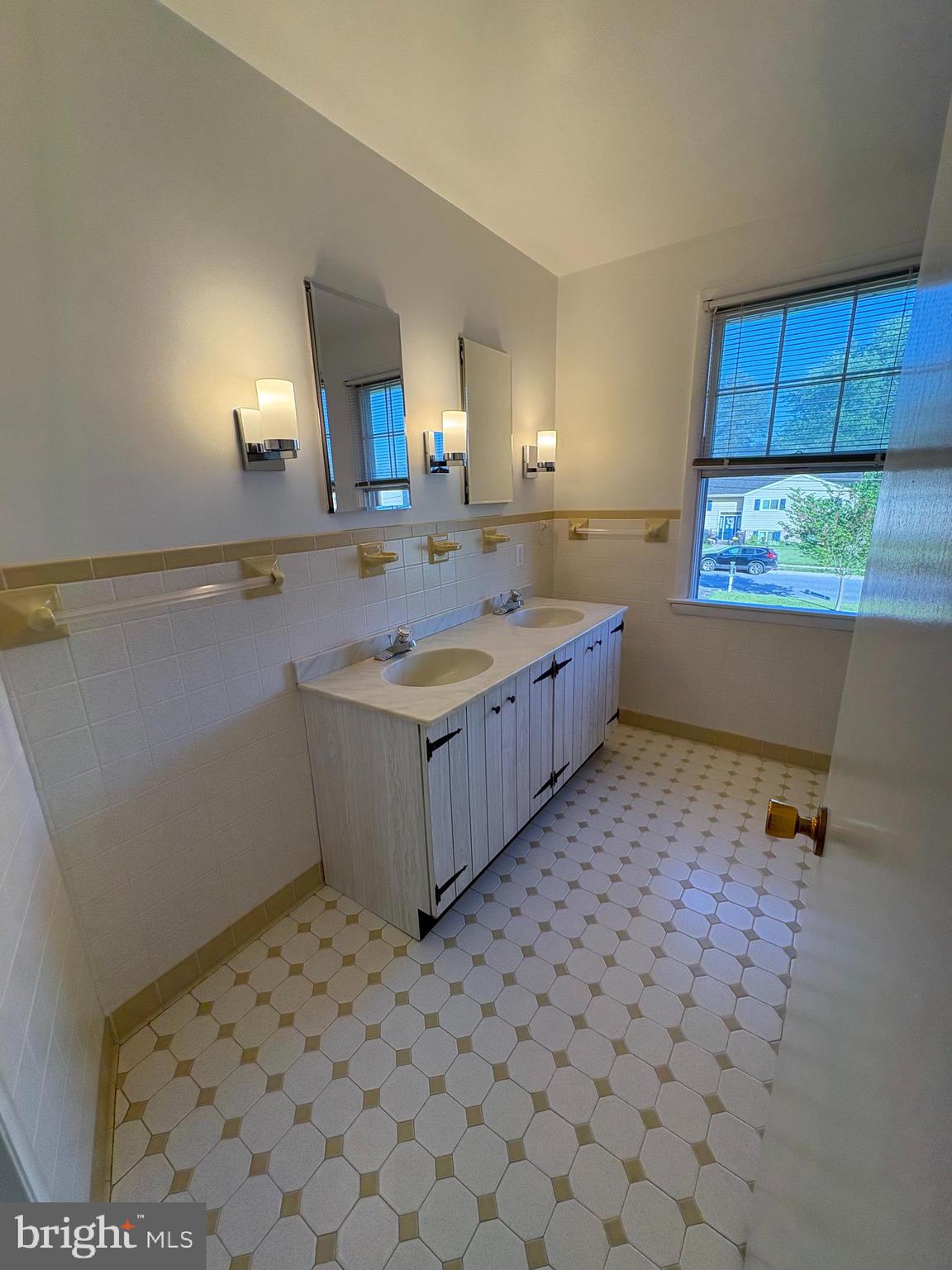 PLEASANT BROOK - Residential