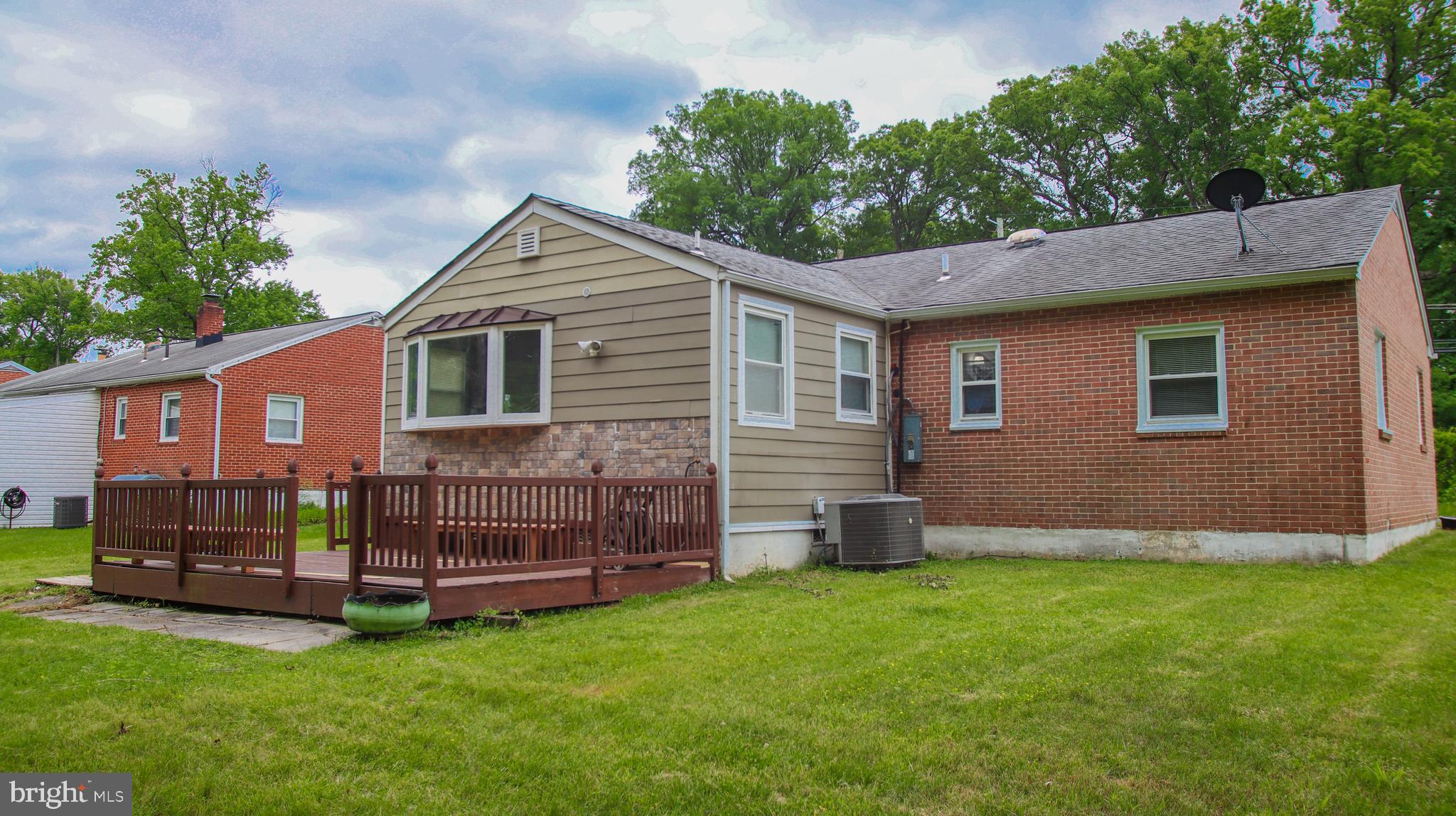 OAKHURST - Residential