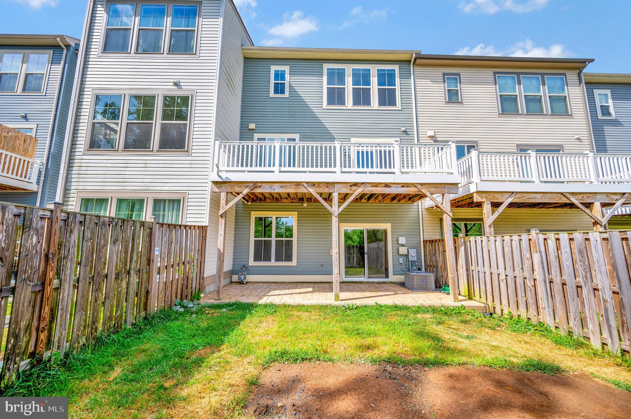 EMBREY MILL - Residential Lease