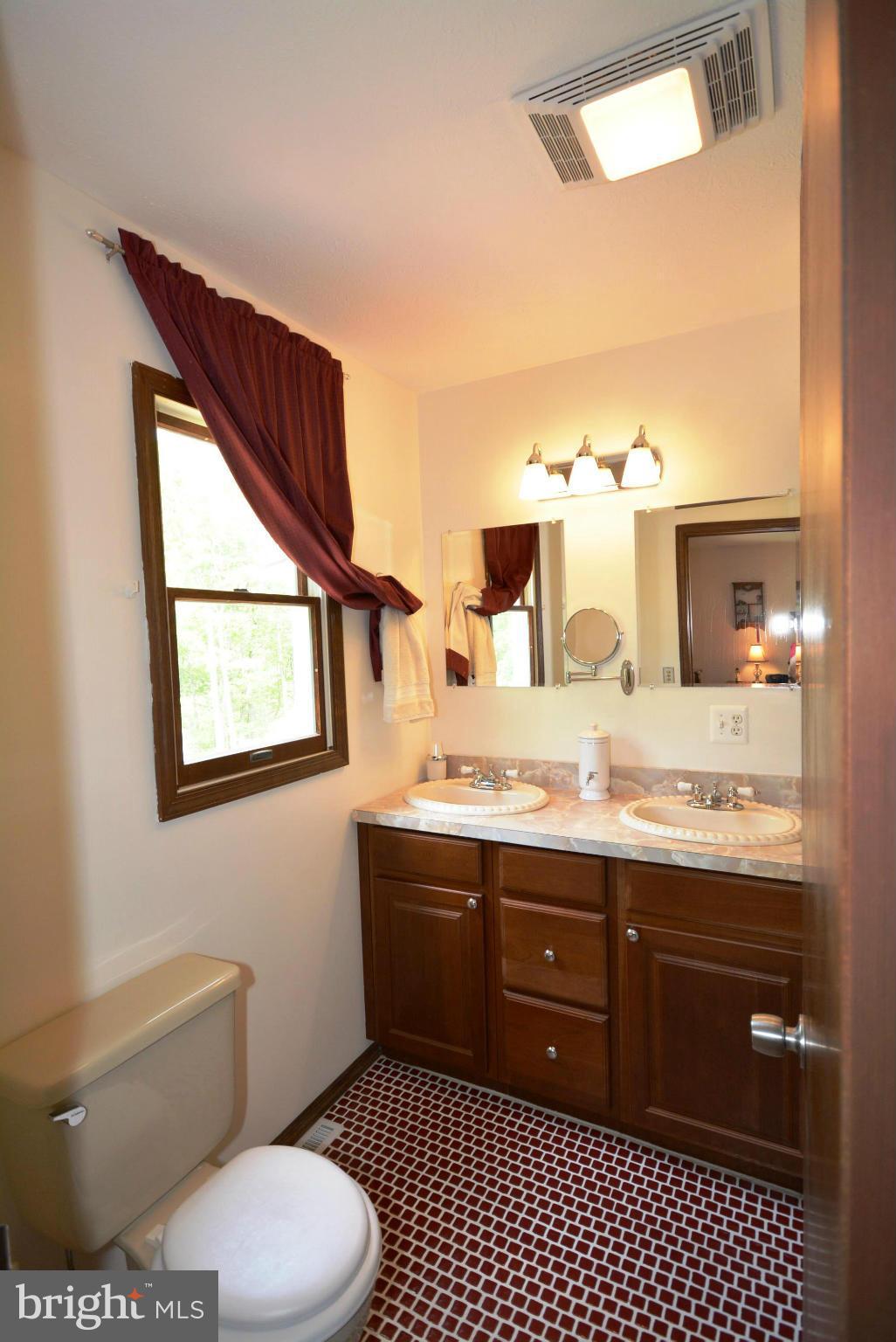VALLEY VIEW ESTATES - Residential