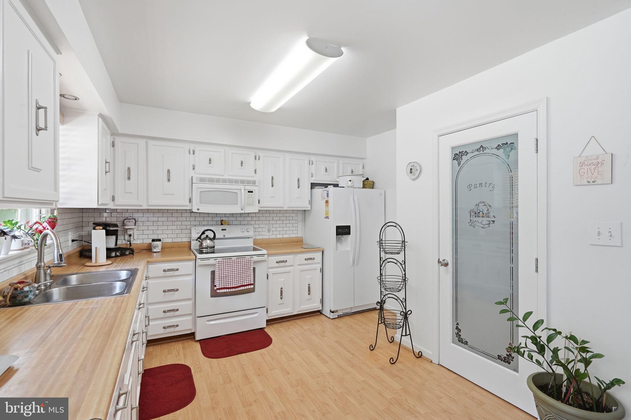 PT OF GEORGE S ROBINSON - Residential