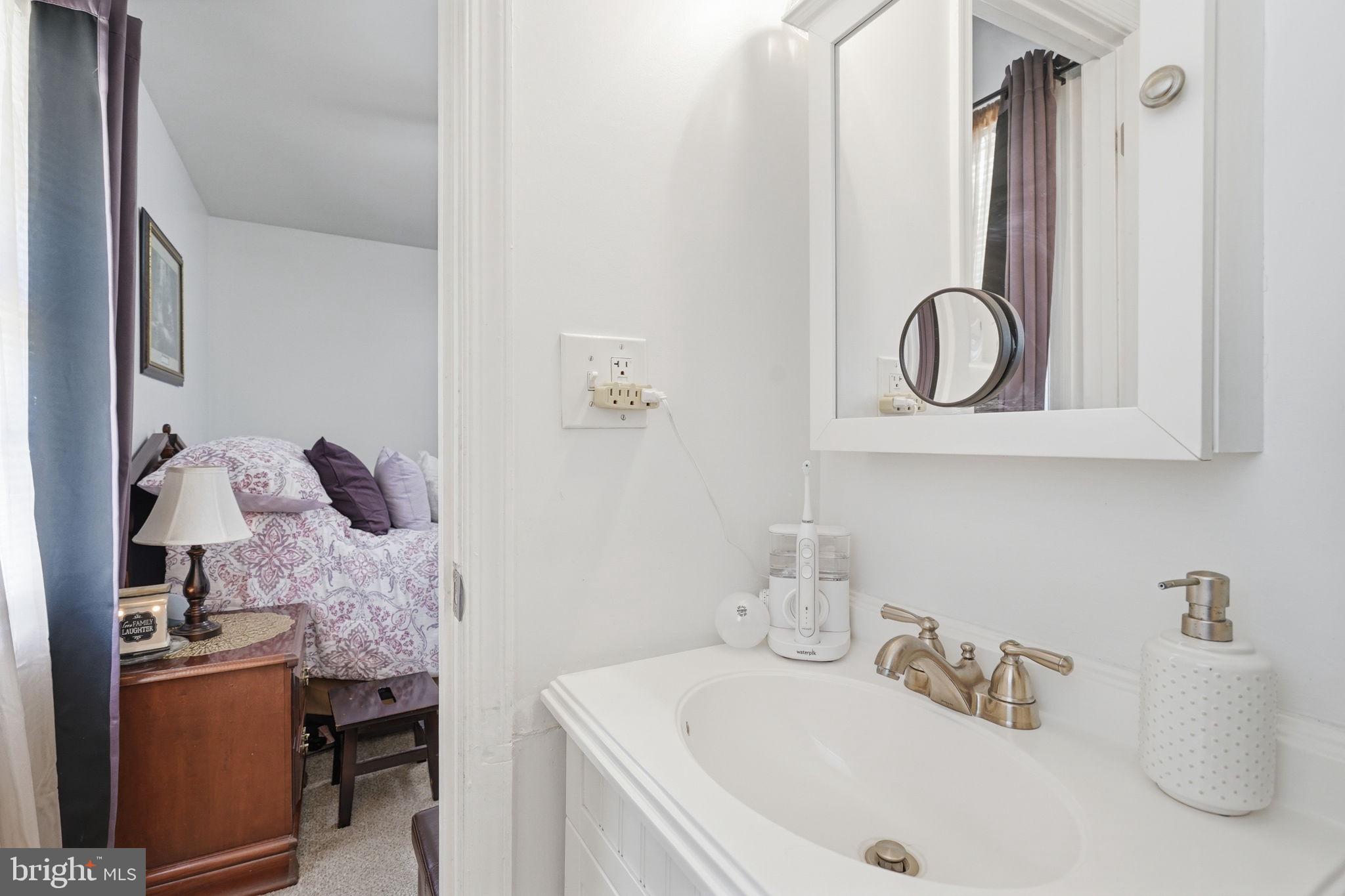 PT OF GEORGE S ROBINSON - Residential