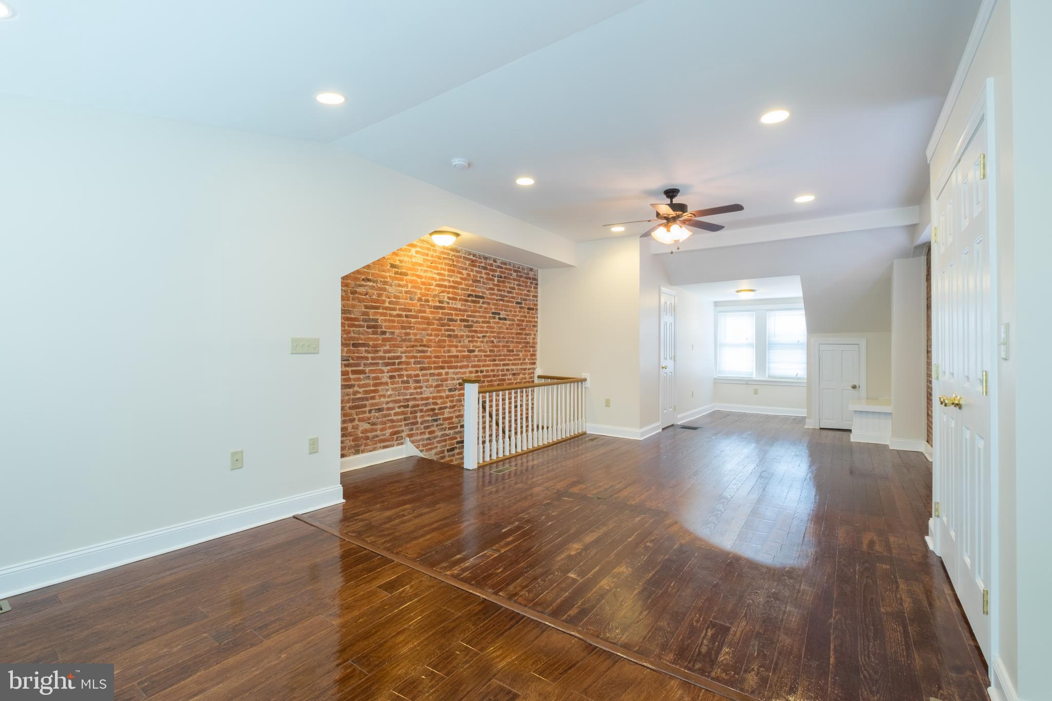 BRINTON SQUARE - Residential Lease