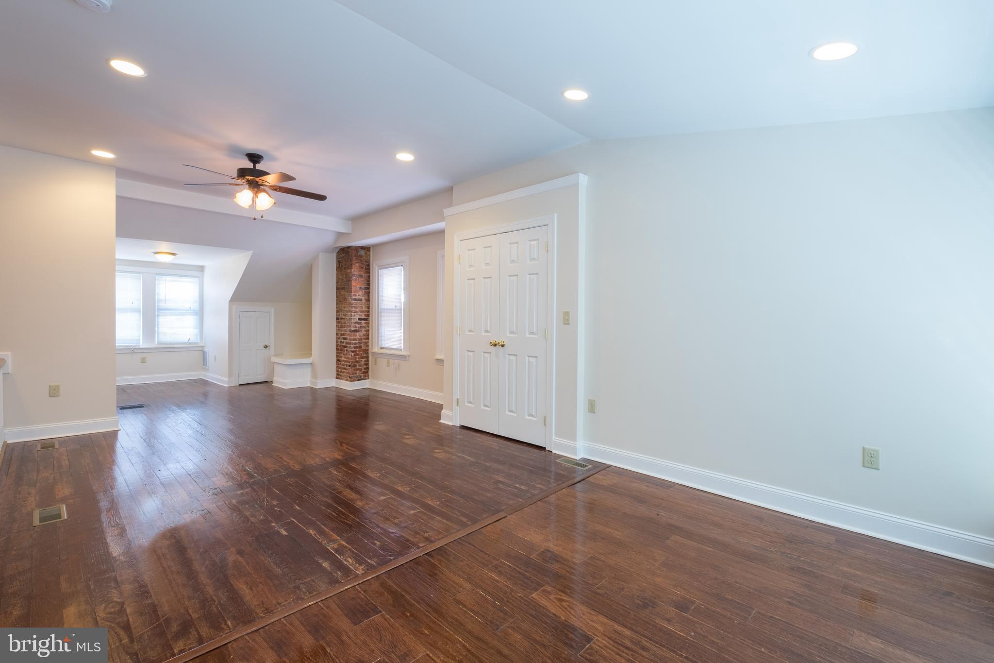 BRINTON SQUARE - Residential Lease