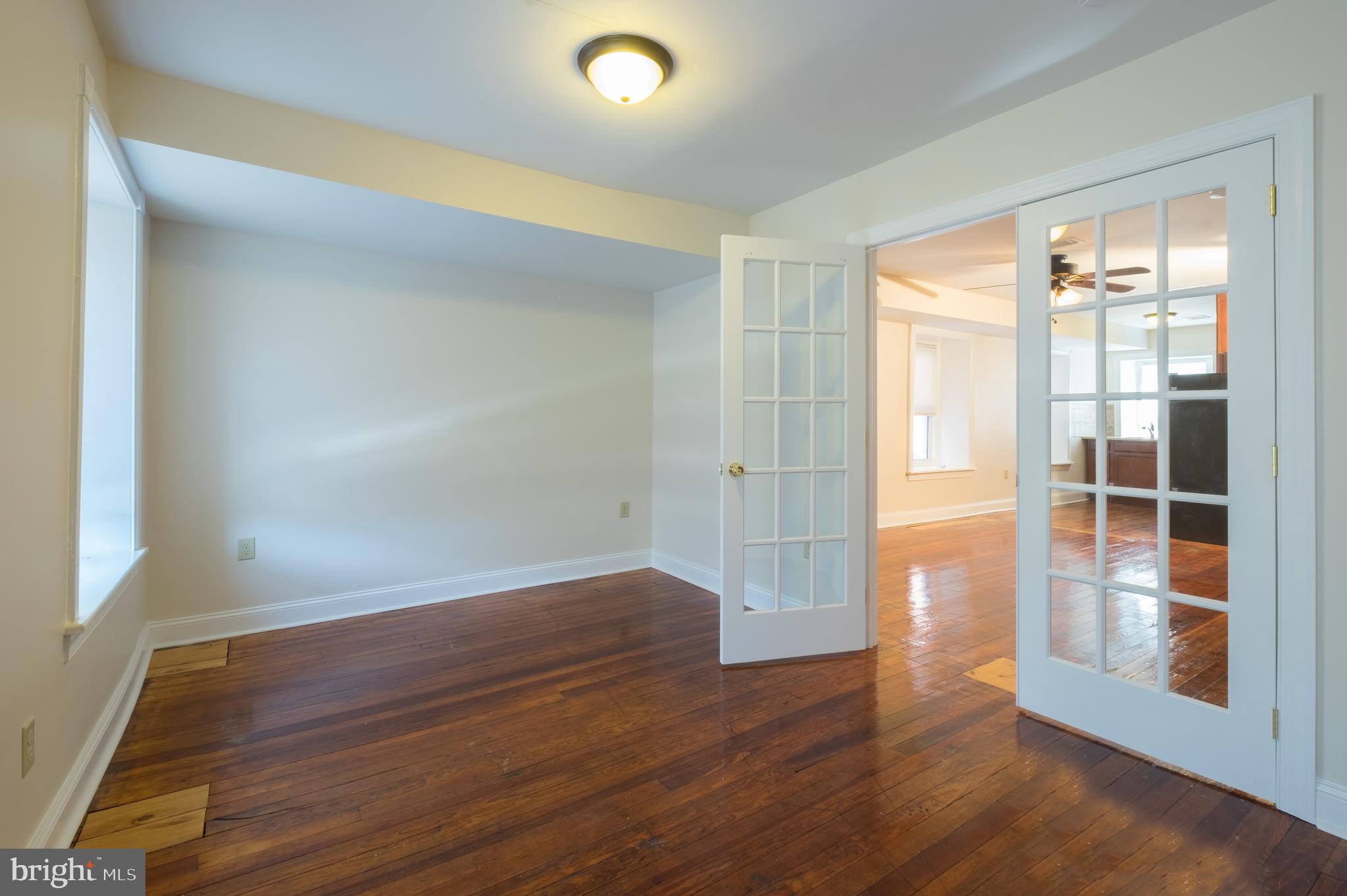 BRINTON SQUARE - Residential Lease