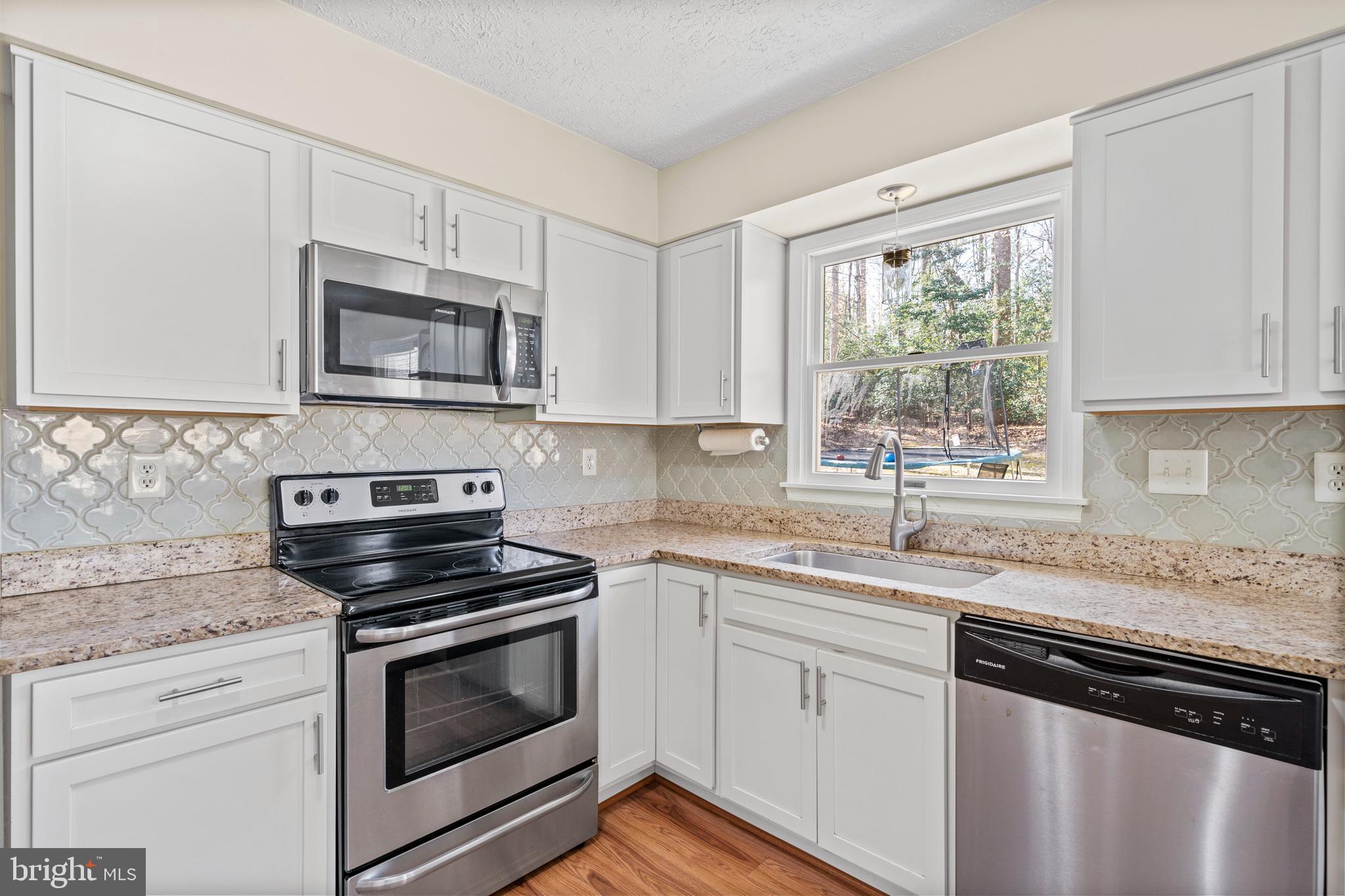 LAUREL BRANCH - Residential