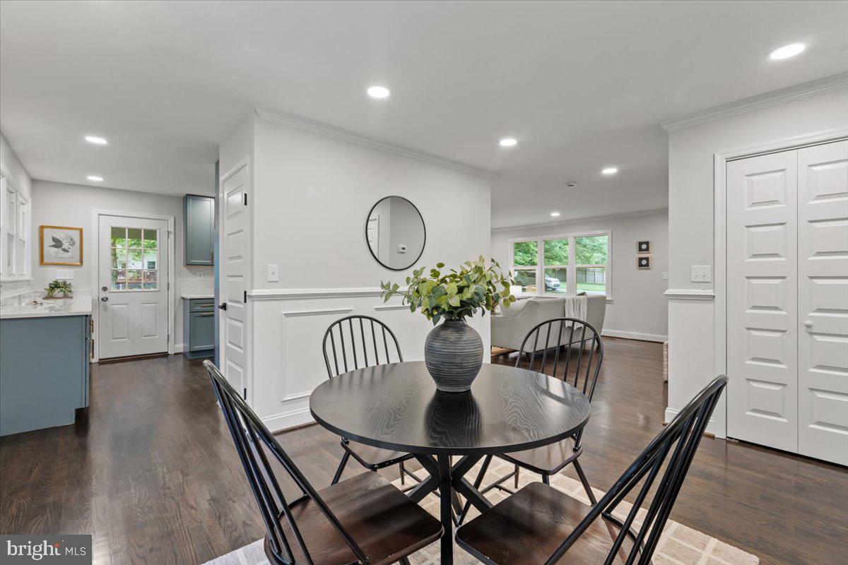 MERRYMAN HEIGHTS - Residential