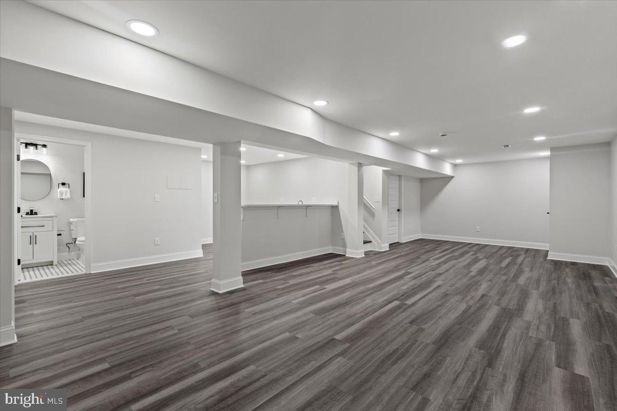 MERRYMAN HEIGHTS - Residential