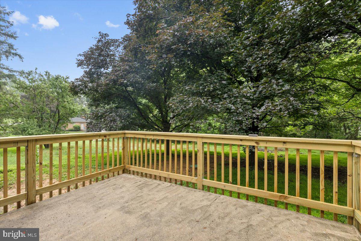 MERRYMAN HEIGHTS - Residential