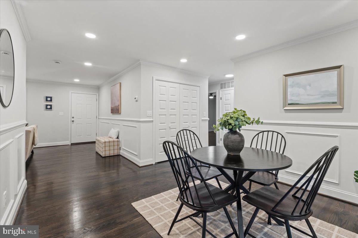MERRYMAN HEIGHTS - Residential
