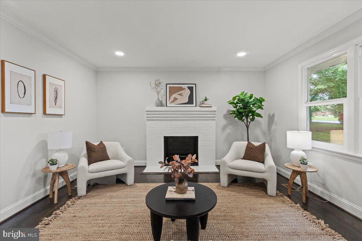 MERRYMAN HEIGHTS - Residential