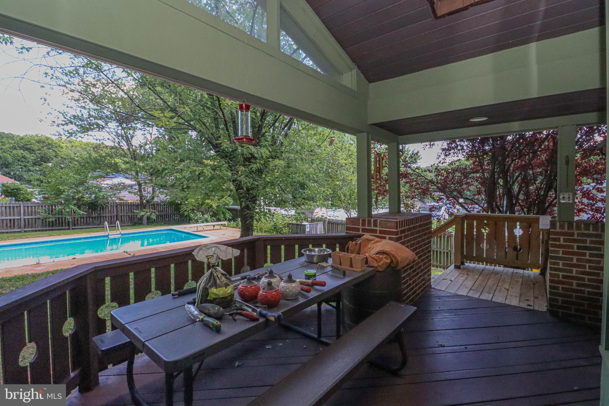 MAPLE RIDGE - Residential