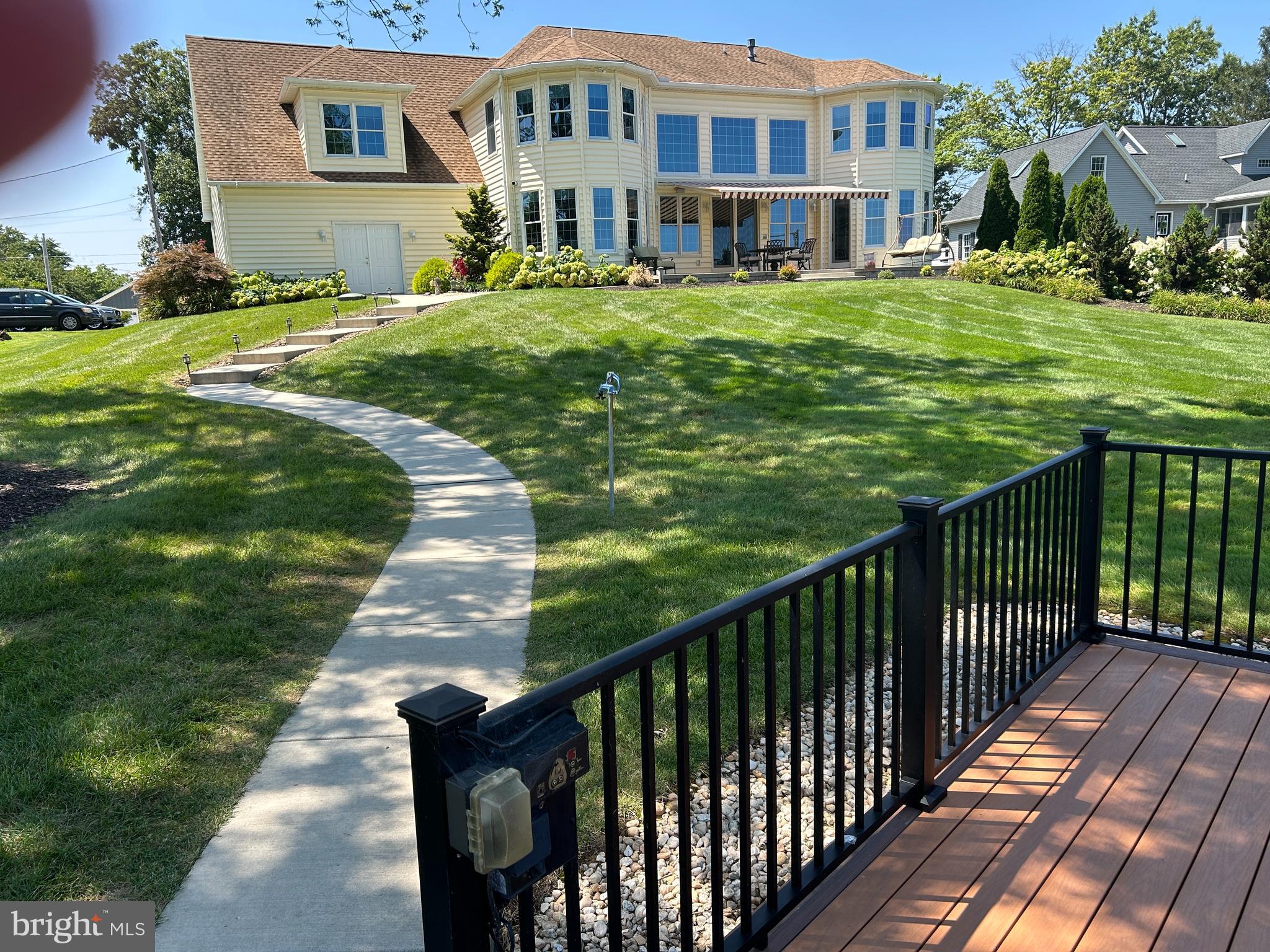 LAKE MEADE - Residential