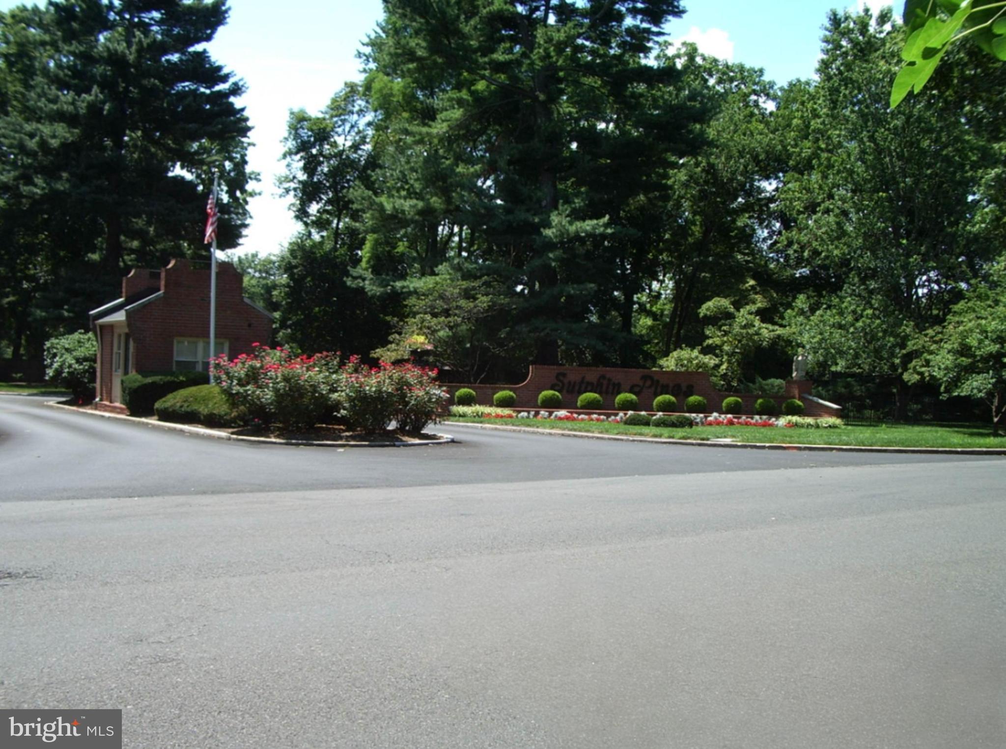 SUTPHIN PINES - Residential