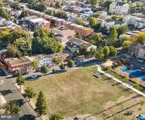 QUAKER HILL - Residential