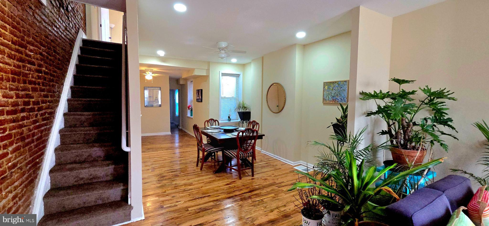 QUAKER HILL - Residential