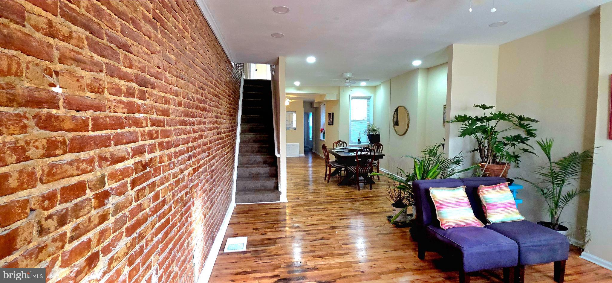 QUAKER HILL - Residential