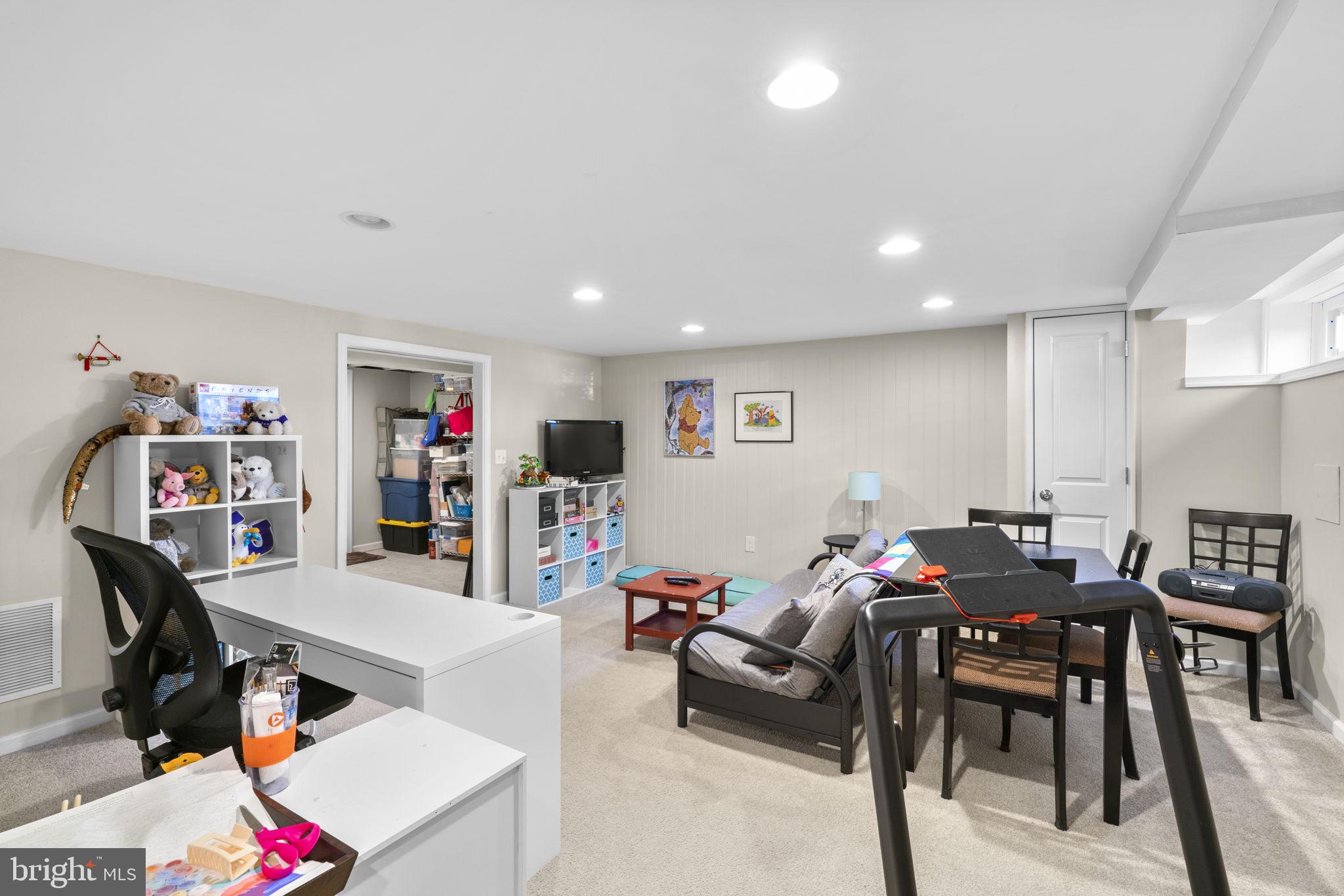 LOCH RAVEN VILLAGE - Residential