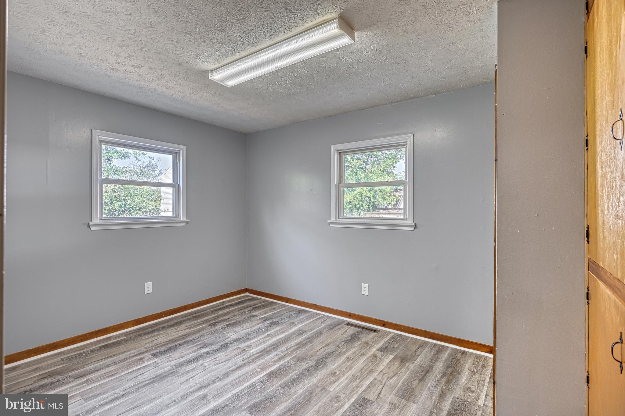 EAST PENNSBORO - Residential