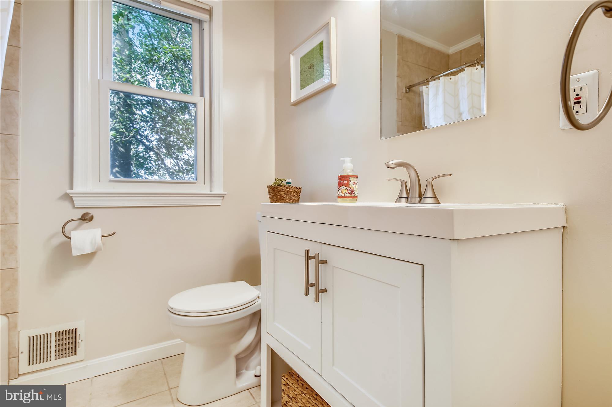 HOLLINDALE - Residential