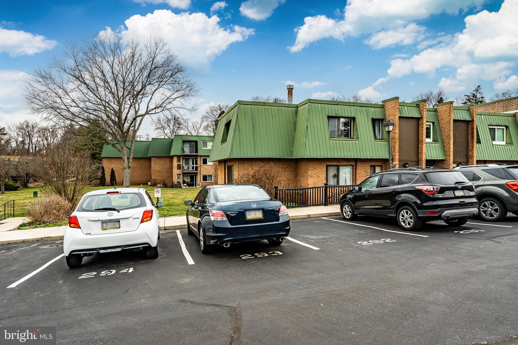 THE MEADOWS - Residential