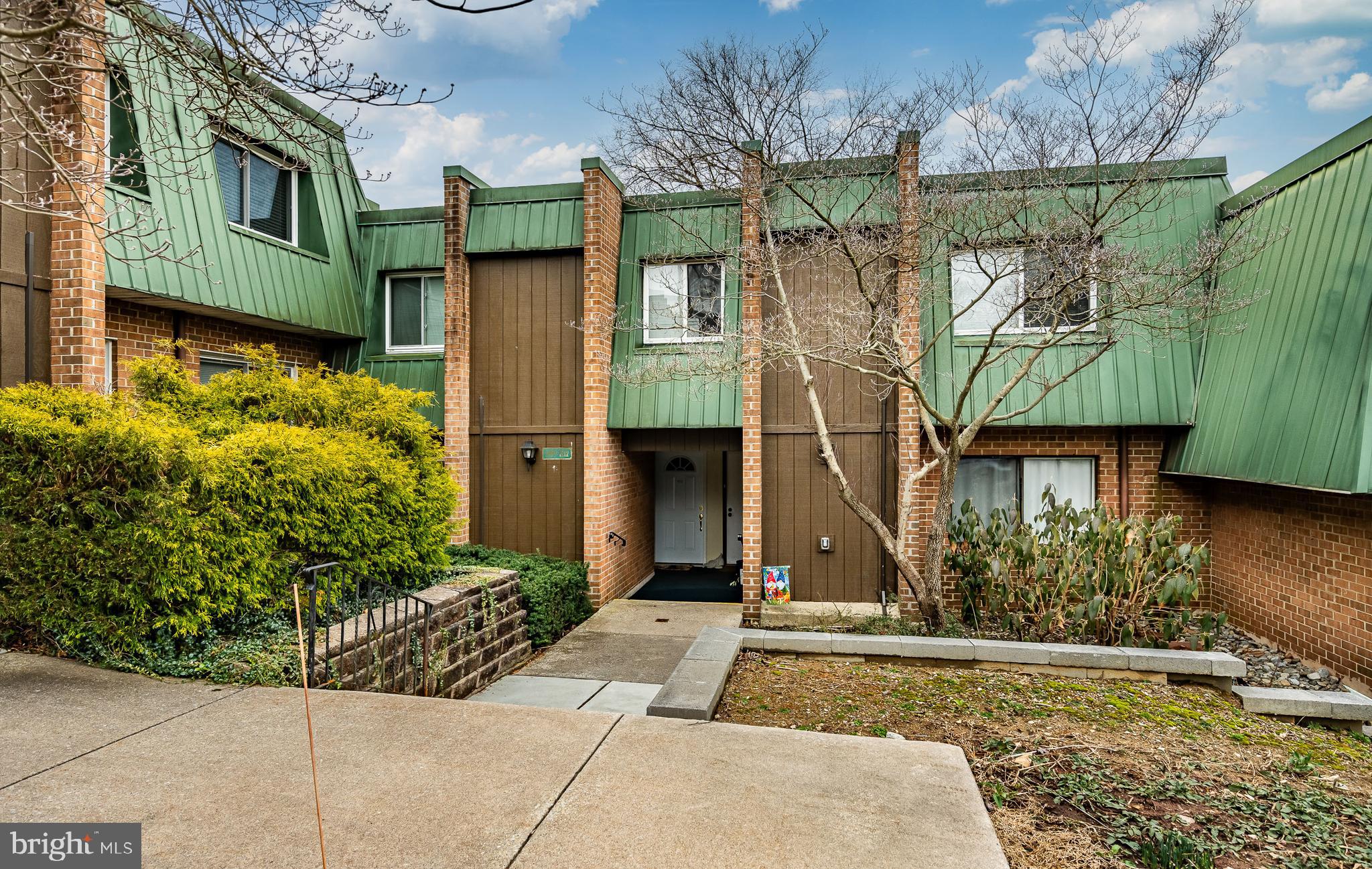 THE MEADOWS - Residential
