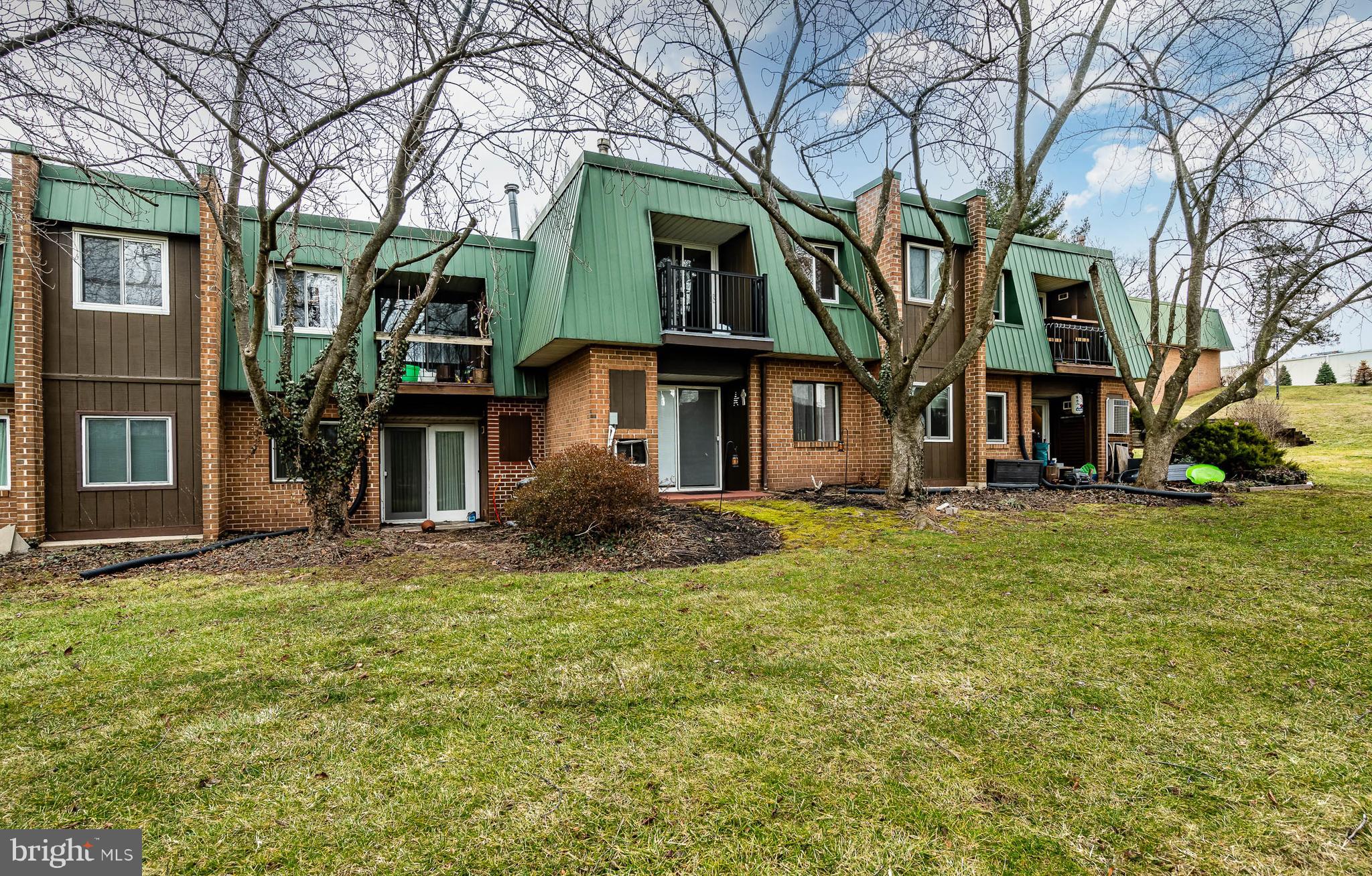 THE MEADOWS - Residential