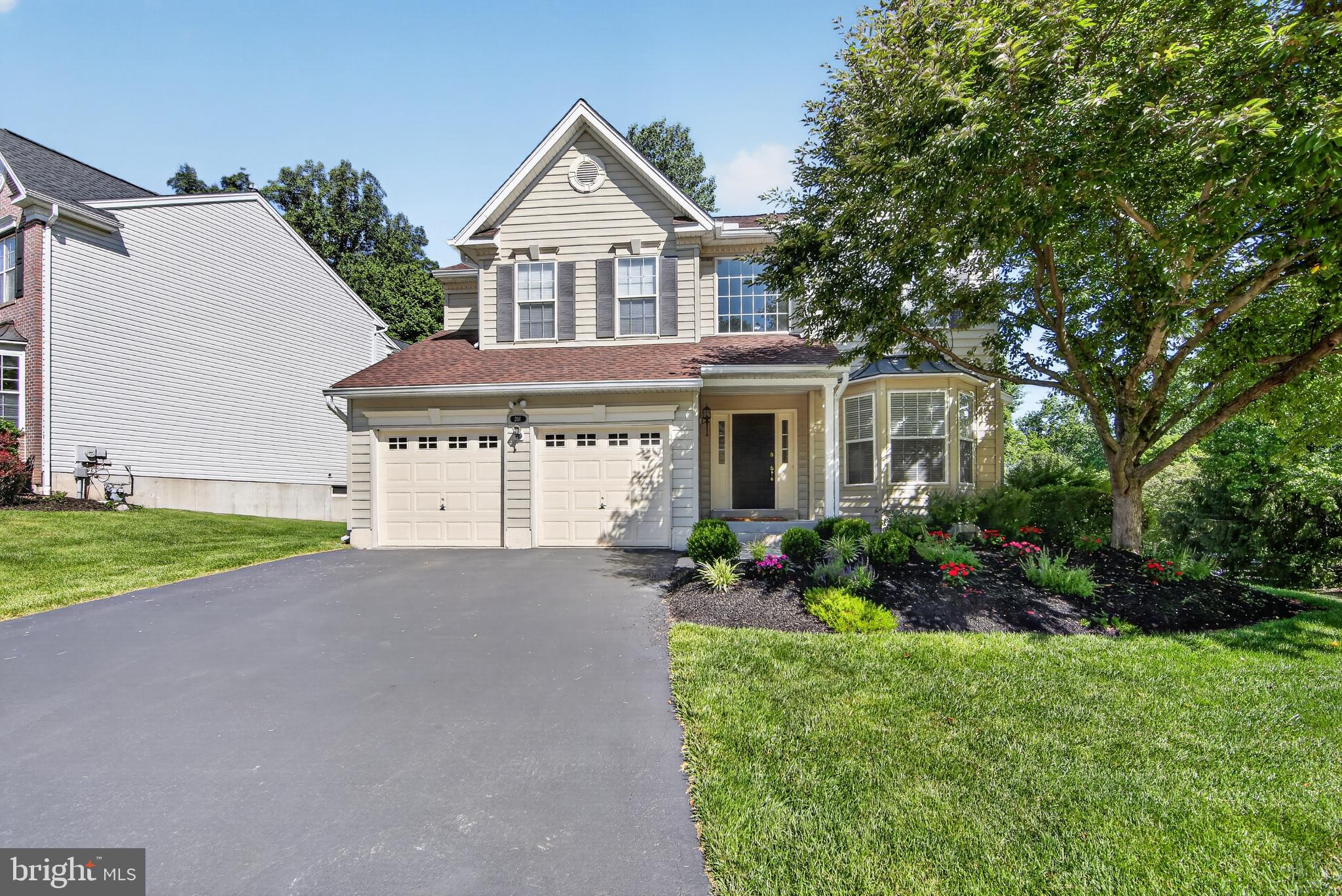 WHITELAND WOODS - Residential