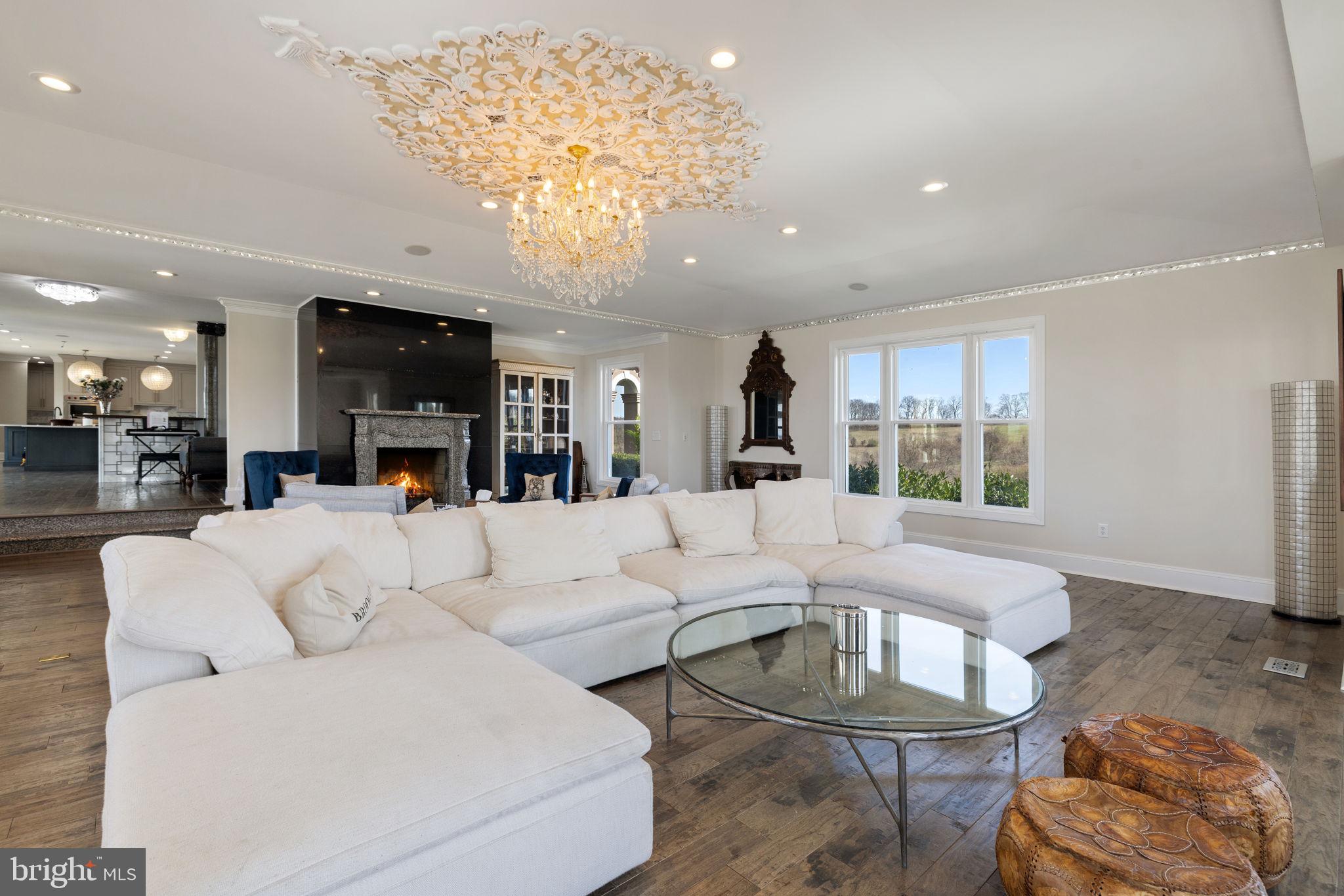 BEACON HILL - Residential
