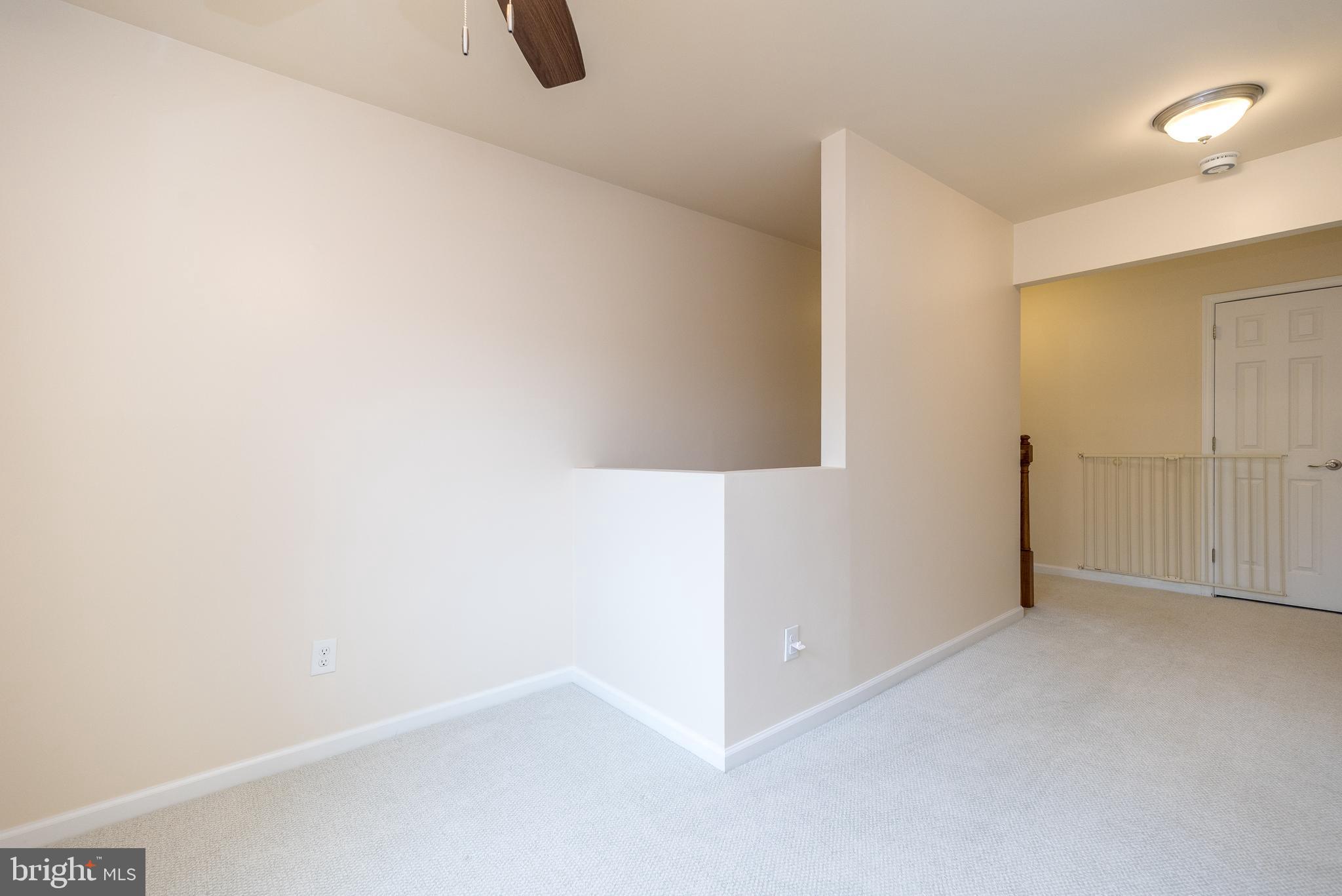 STRAWBERRY FIELDS - Residential