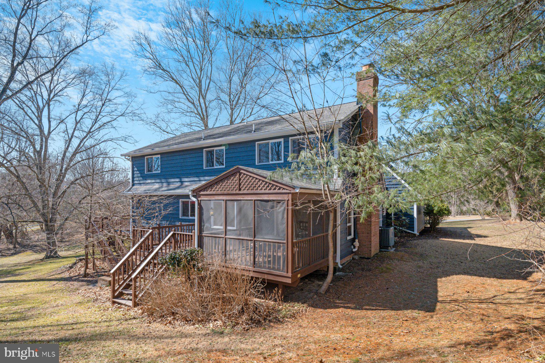 SUNSHINE ACRES - Residential