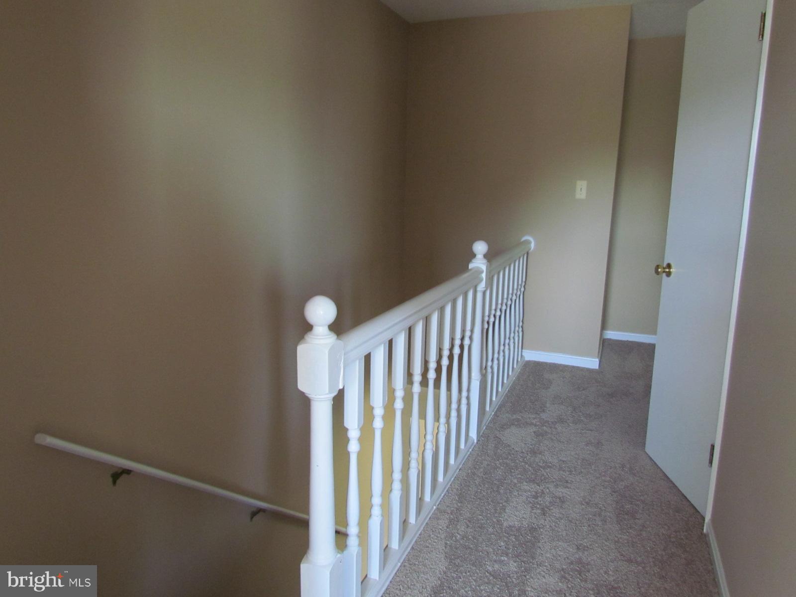 GREENVIEW VILLAGE - Residential Lease