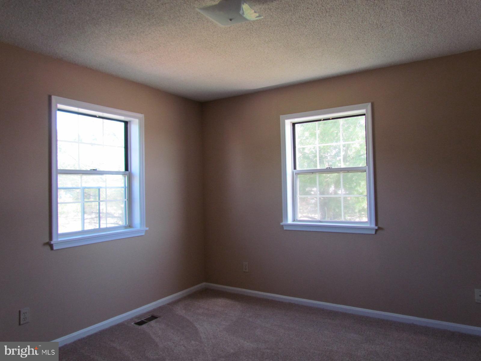 GREENVIEW VILLAGE - Residential Lease