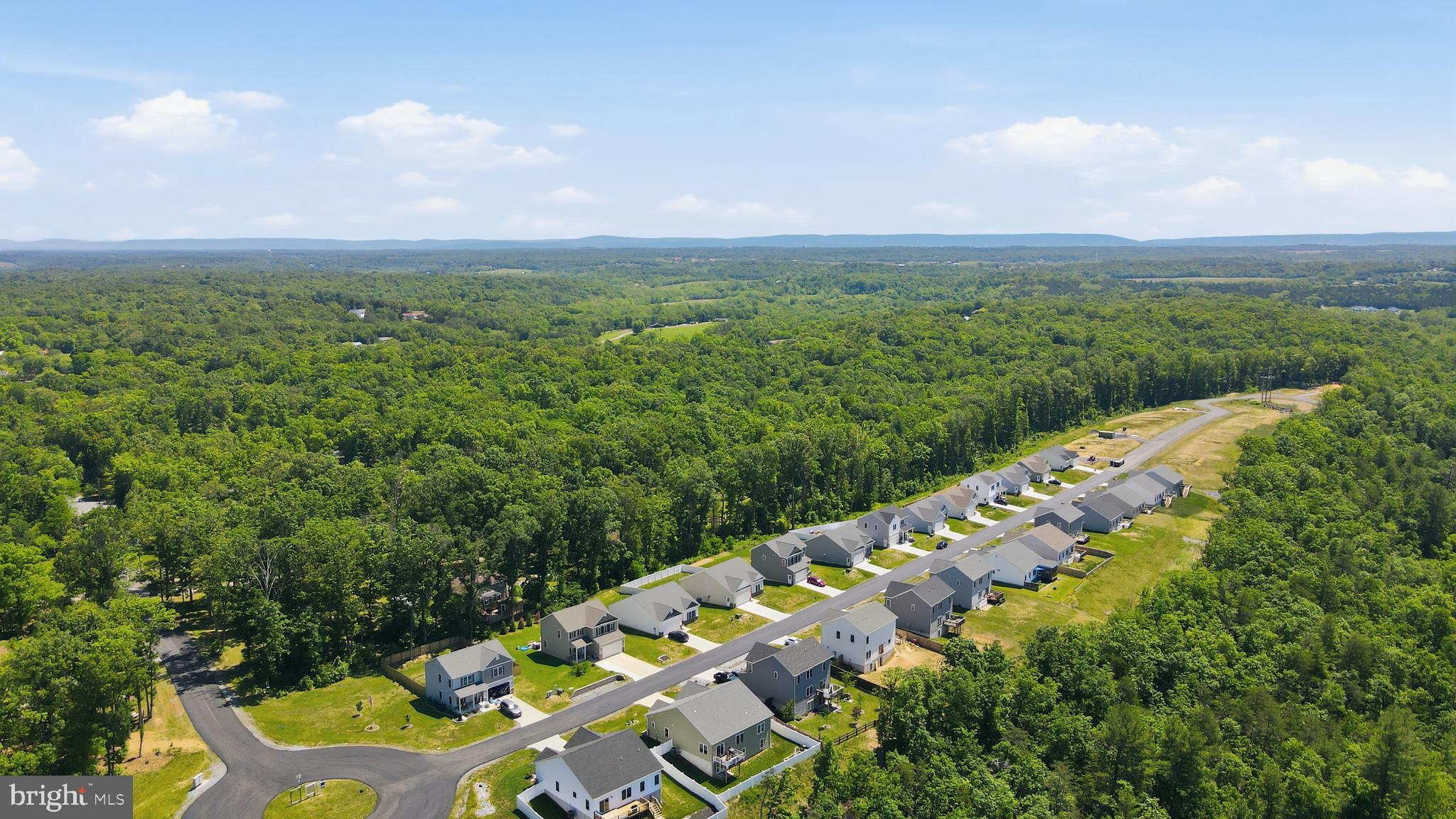 MIDDLE CREEK VISTAS - Residential