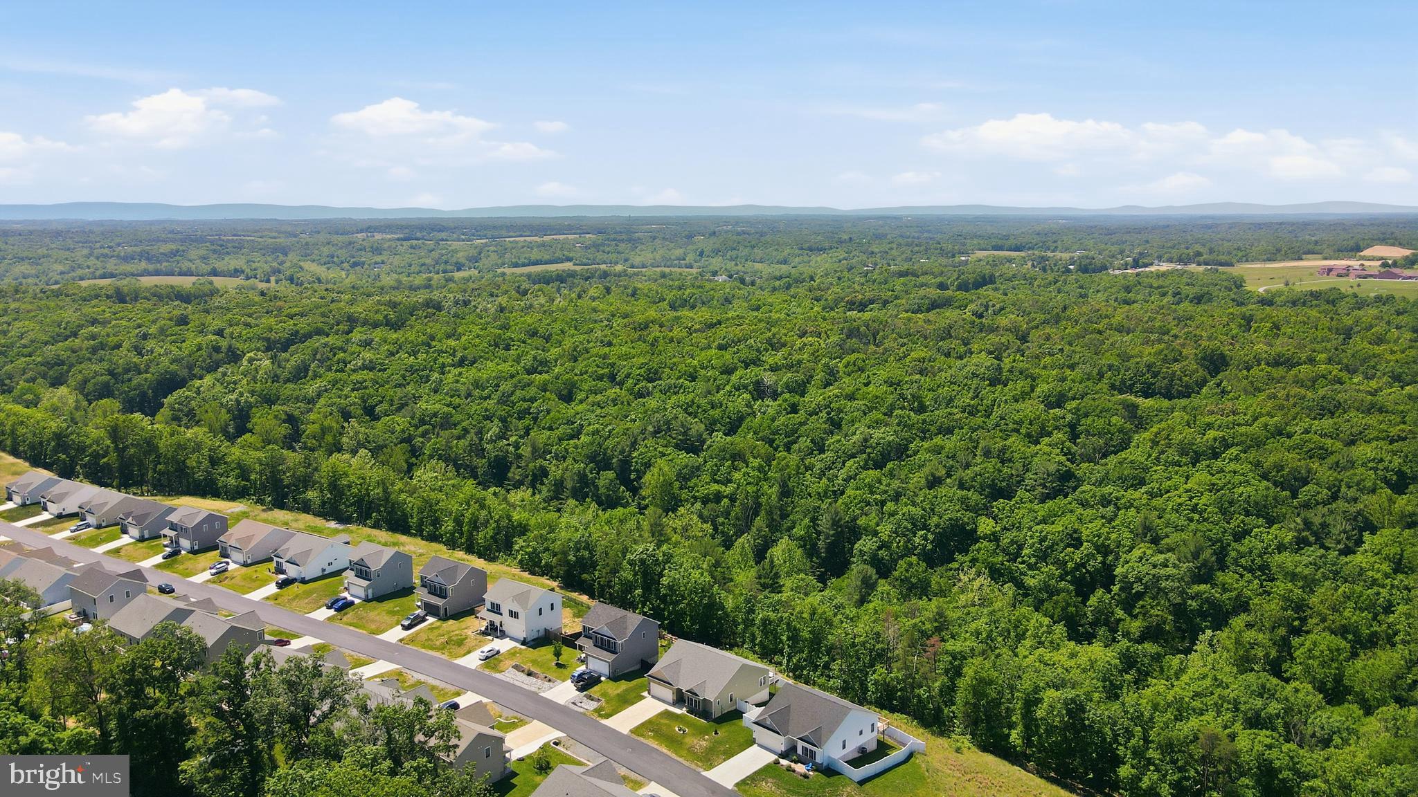 MIDDLE CREEK VISTAS - Residential
