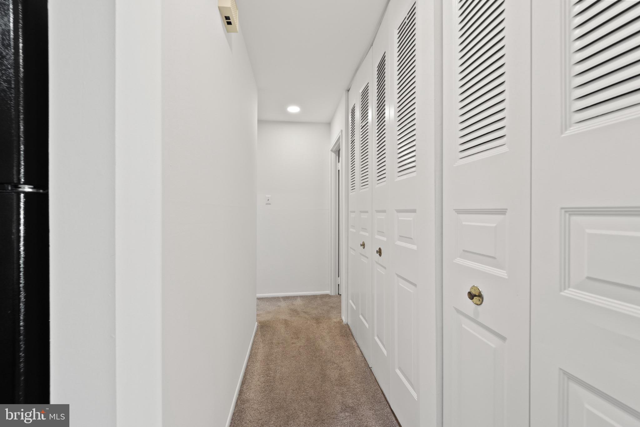 RAINTREE CONDOMINI - Residential