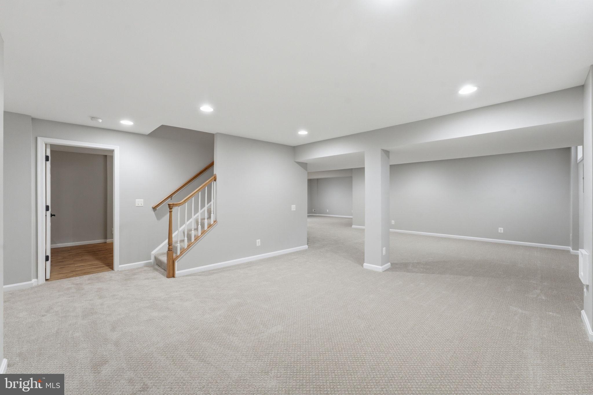 RIDINGS AT BLUE SPRINGS - Residential