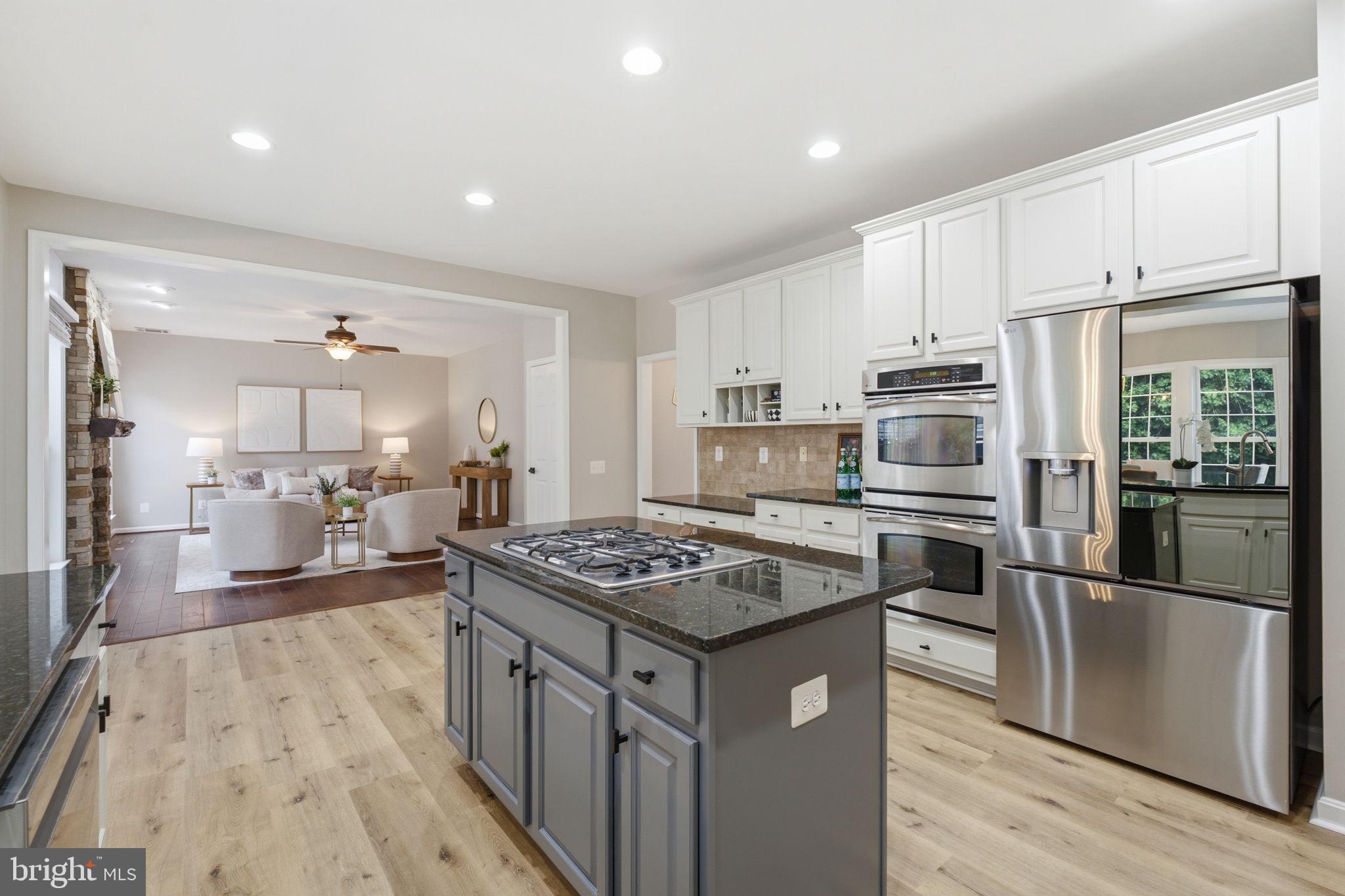 RIDINGS AT BLUE SPRINGS - Residential