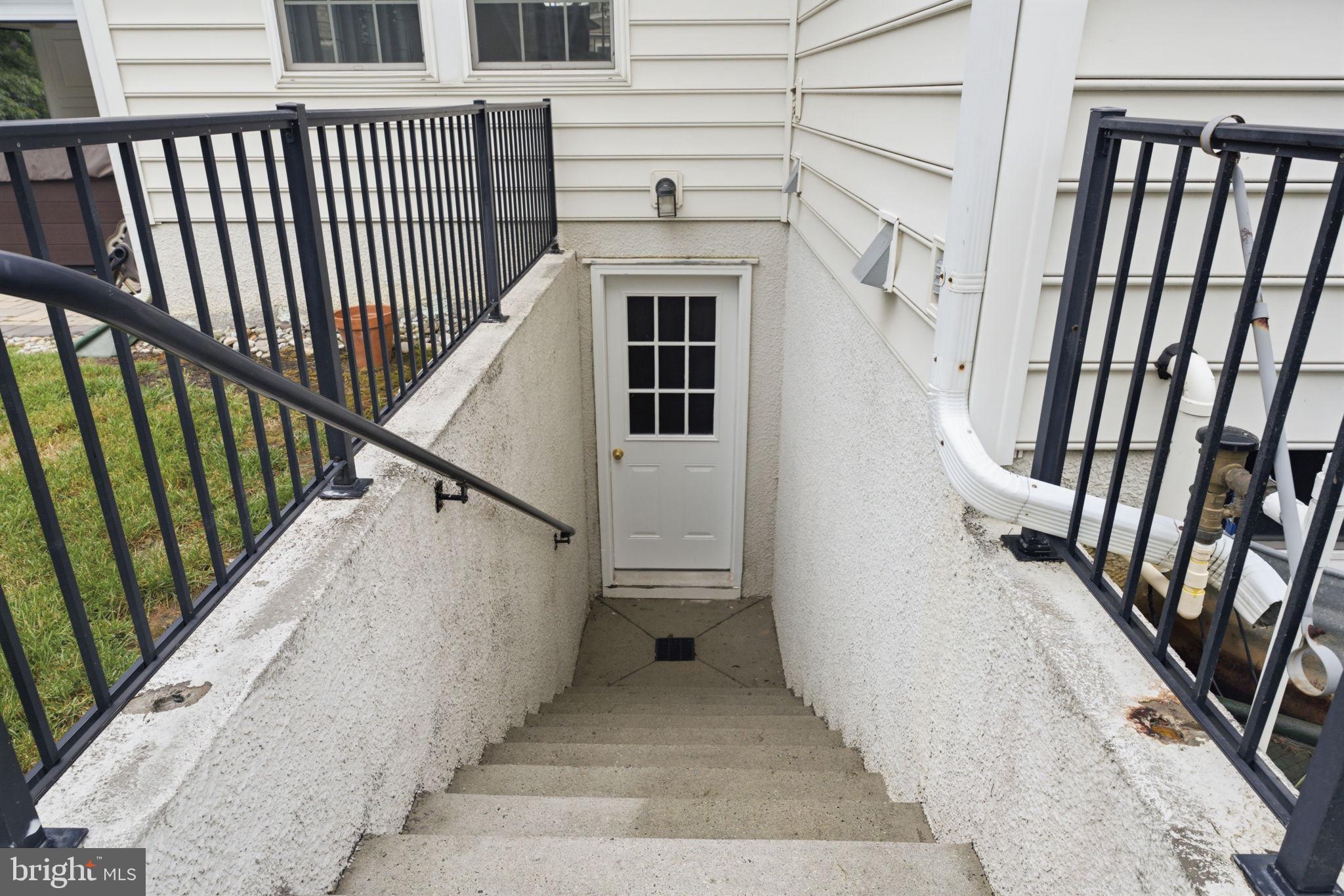 RIDINGS AT BLUE SPRINGS - Residential