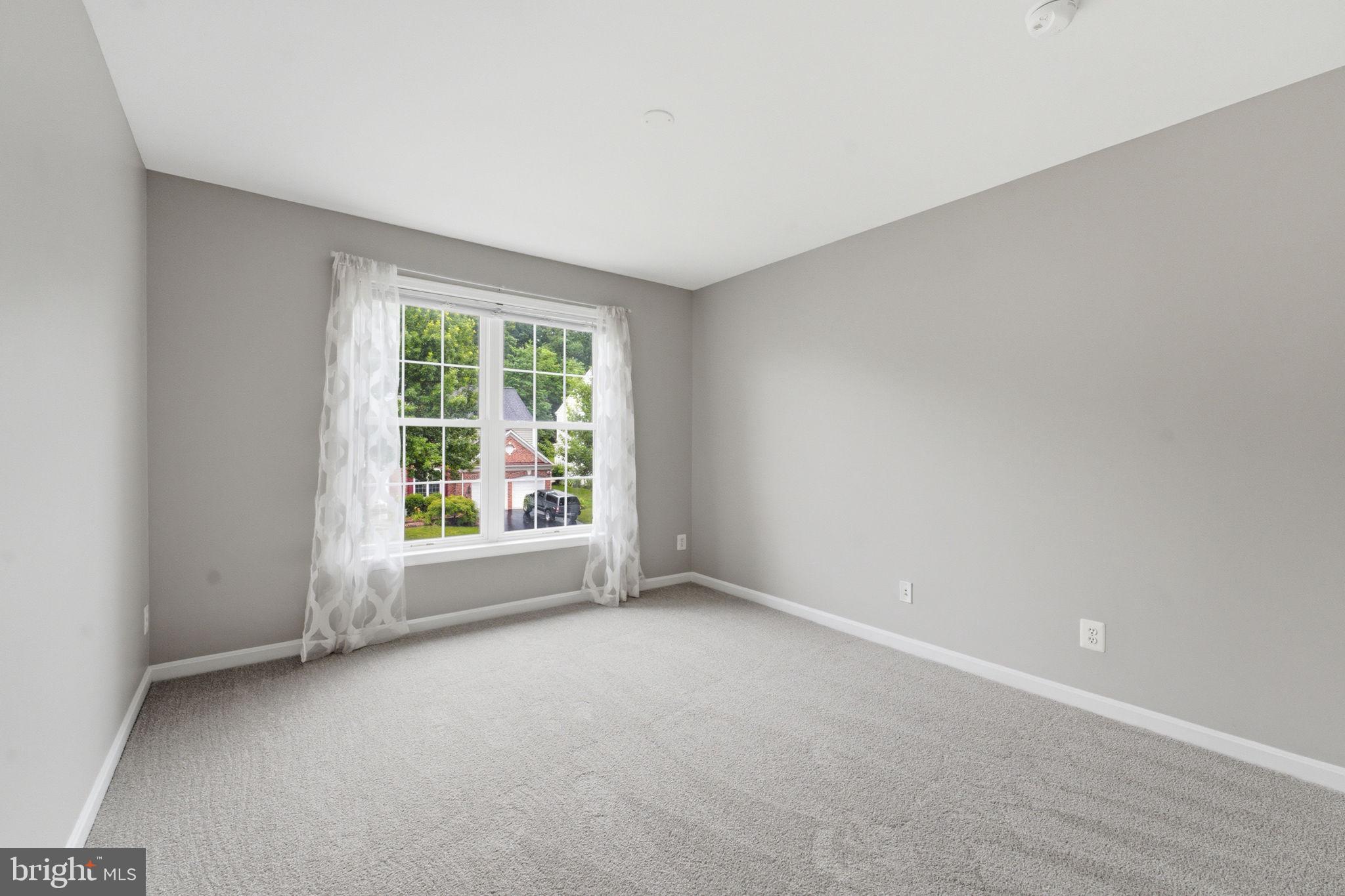 RIDINGS AT BLUE SPRINGS - Residential