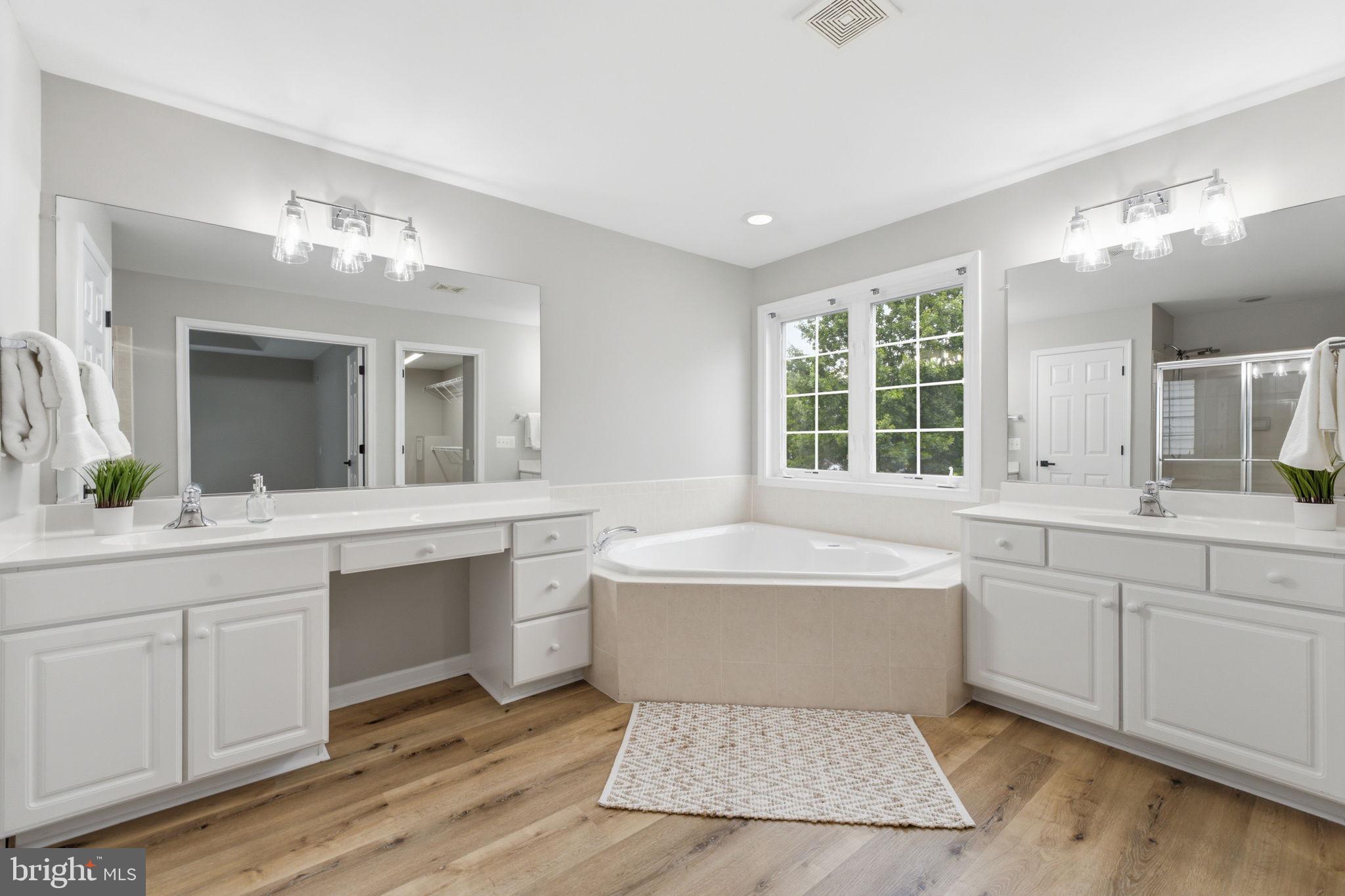 RIDINGS AT BLUE SPRINGS - Residential