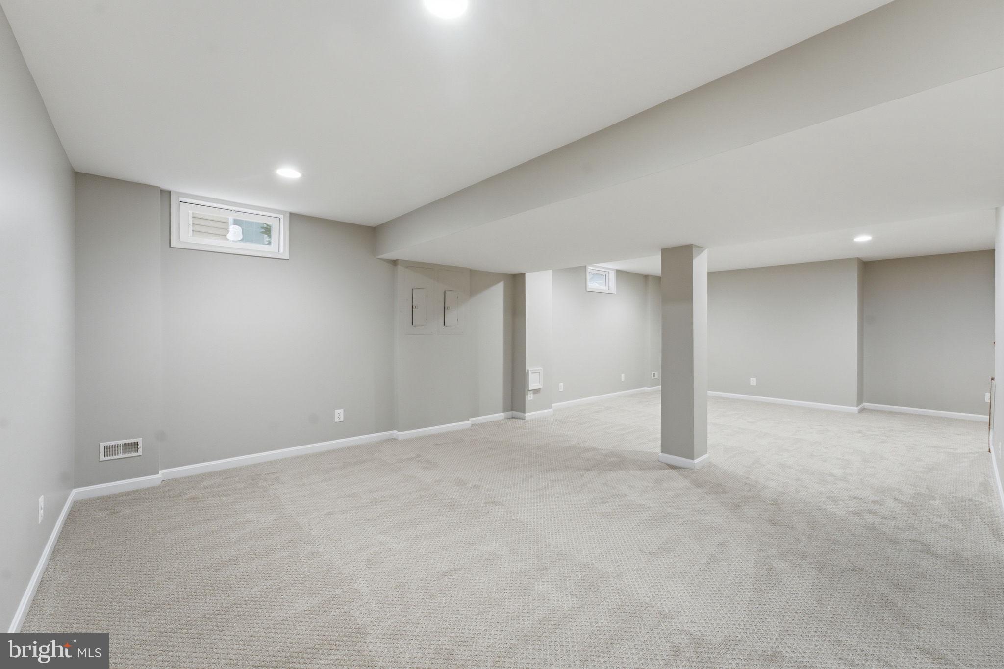 RIDINGS AT BLUE SPRINGS - Residential