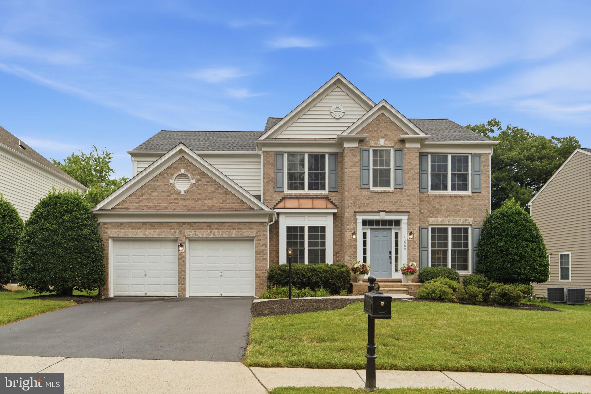 RIDINGS AT BLUE SPRINGS - Residential