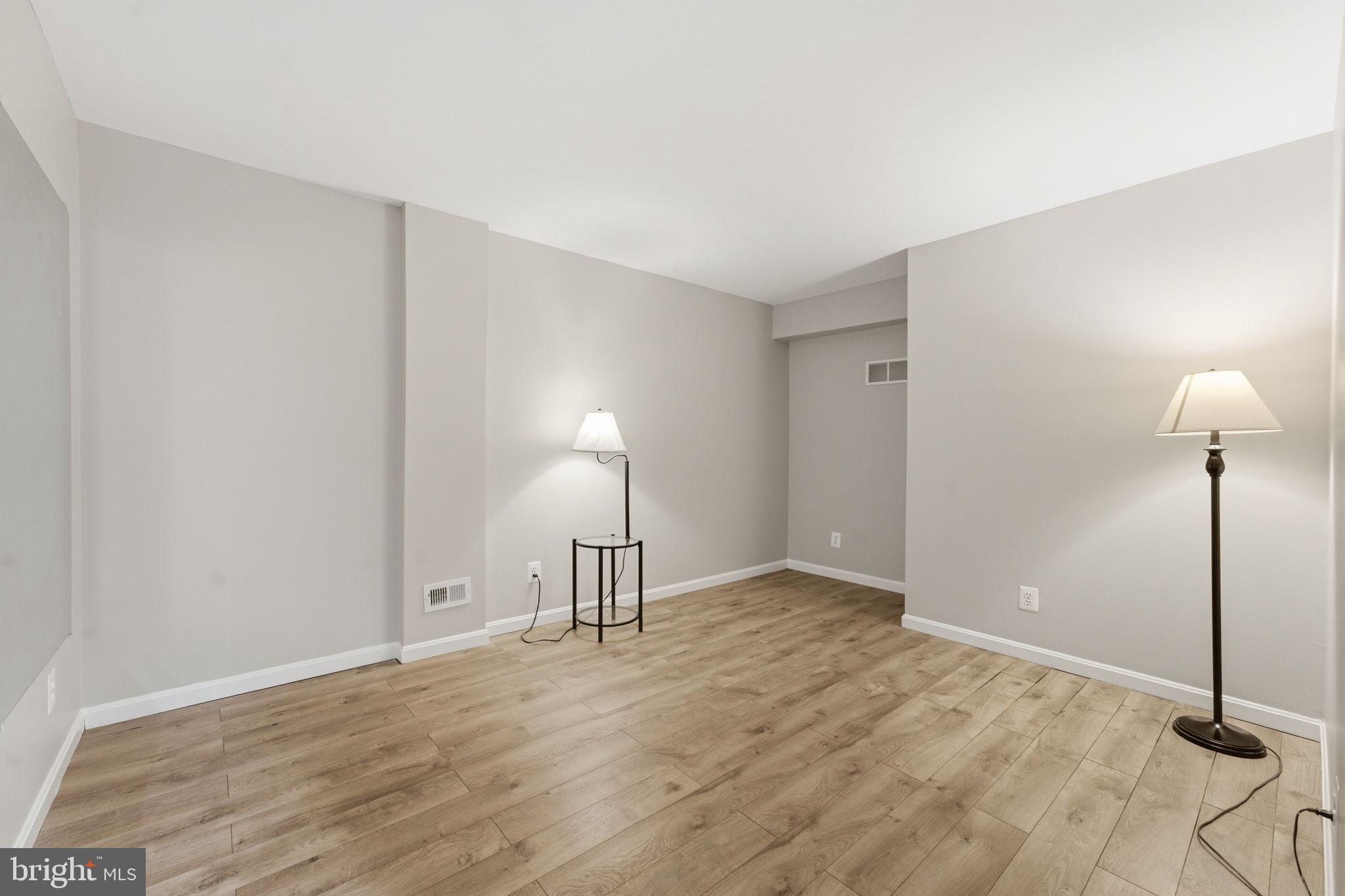 RIDINGS AT BLUE SPRINGS - Residential